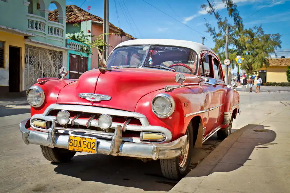 Neznámý: Starý Chevrolet v Trinidadu, Kuba