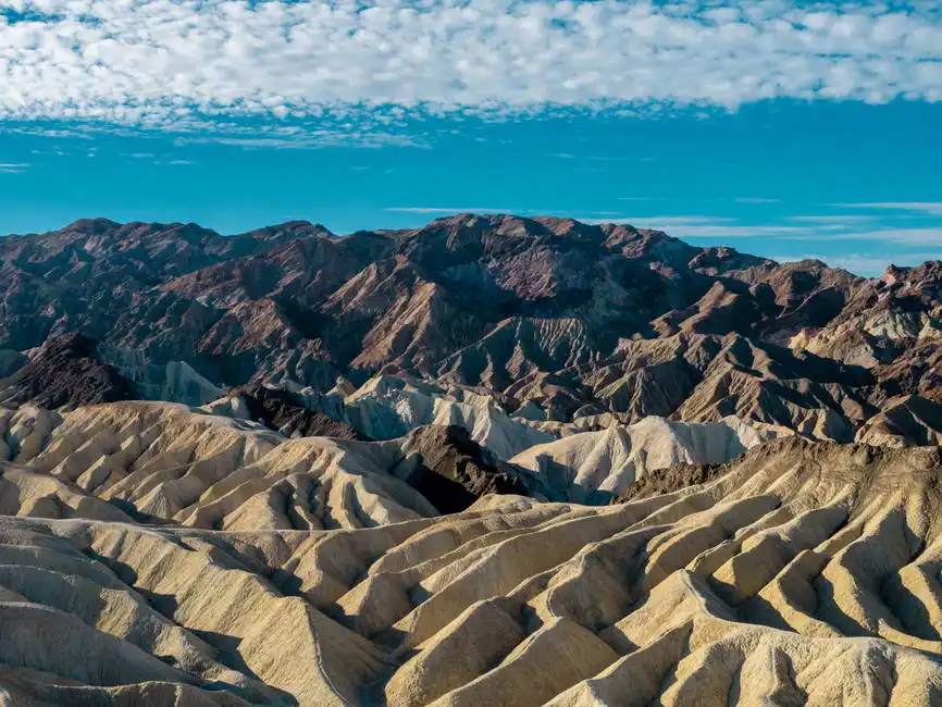 Neznámý: Badlands v Národním parku Death Valley