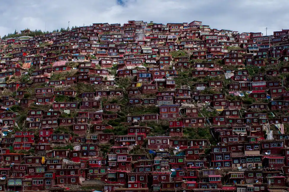 Neznámý: Buddhistický klášter v Tibetu, provincii S-čchuan