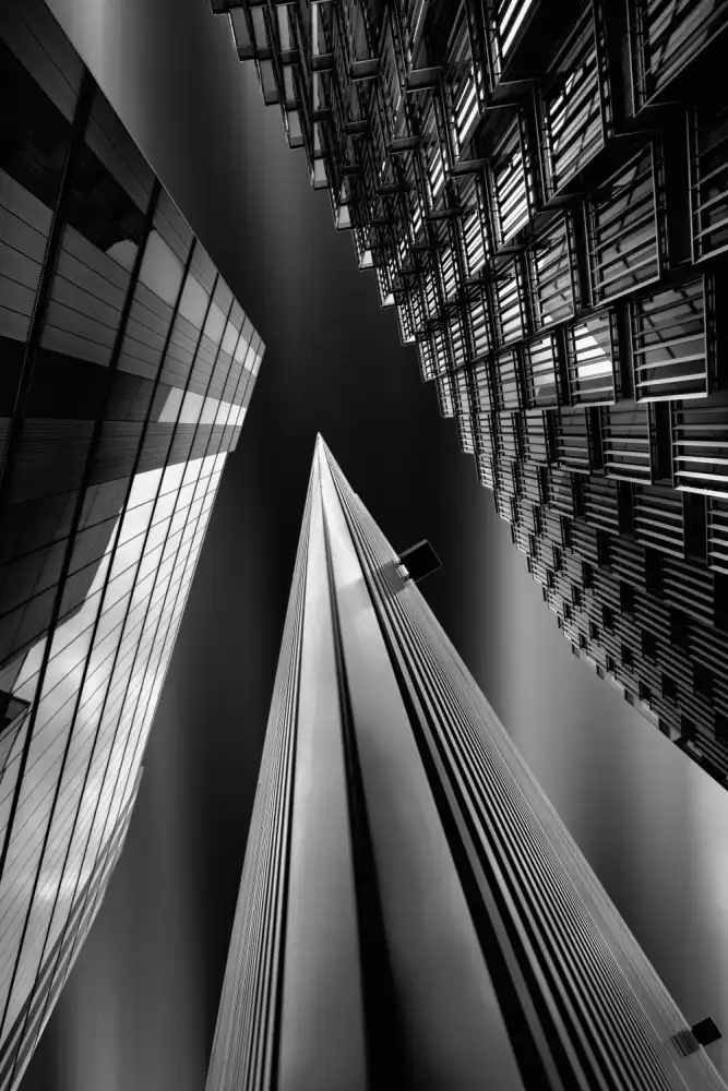 Azevedo, Olavo: LICHTPYRAMIDE
