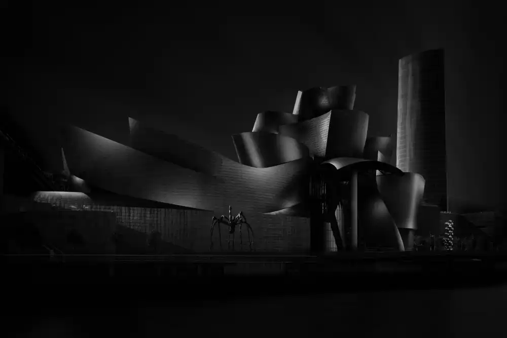 Miguel, Pablo Juan: Black (Guggenheim) angle IV