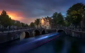 García, M. Jesús: Amsterdam západ slunce
