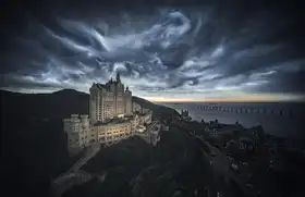 Yuan, Cui: Castleween