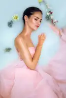 Fedur, Adalia: Mléčná koupel