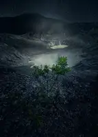 Gunawan, Rudi: Queen Crater