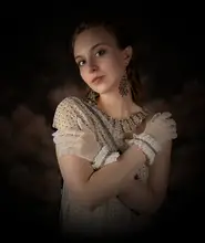 Onur, Enis: Adelina