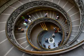 Cooper, Ray: Schody Sixtinské kaple