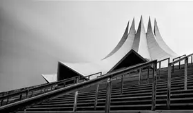 Vandijck, Jean: Schody do nebe