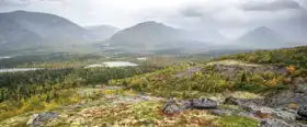 Neznámý: Panoramatický pohled na údolí Kunijok, Rusko