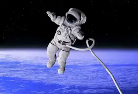 Neznámý: Astronaut na pozadí země