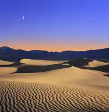 Neznámý: Ranní slunce v Death Valley National Park, Kalifornie, USA