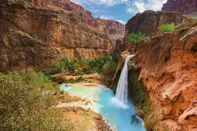 Neznámý: Havasu Falls, vodopády v Grand Canyon, Arizona