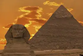 Neznámý: Sfinga a Velká pyramida, Egypt