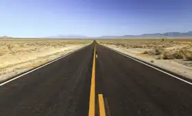 Neznámý: Silnice v Nevadě, USA